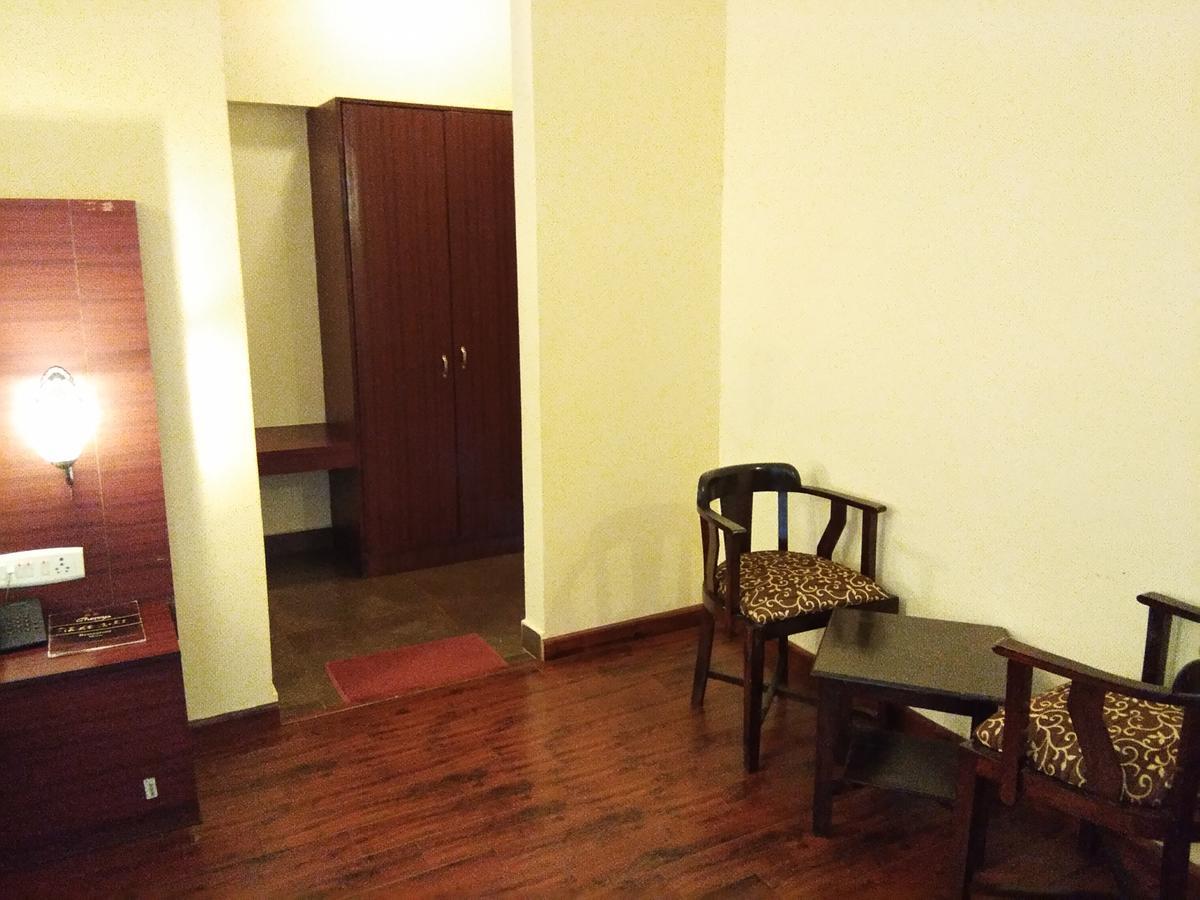Berry Hills Resort Ooty Exterior foto