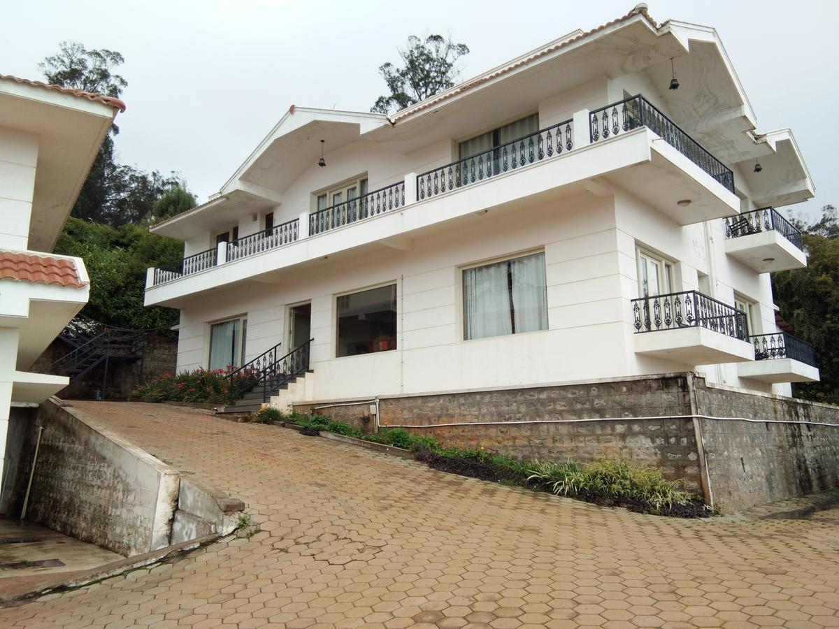 Berry Hills Resort Ooty Exterior foto