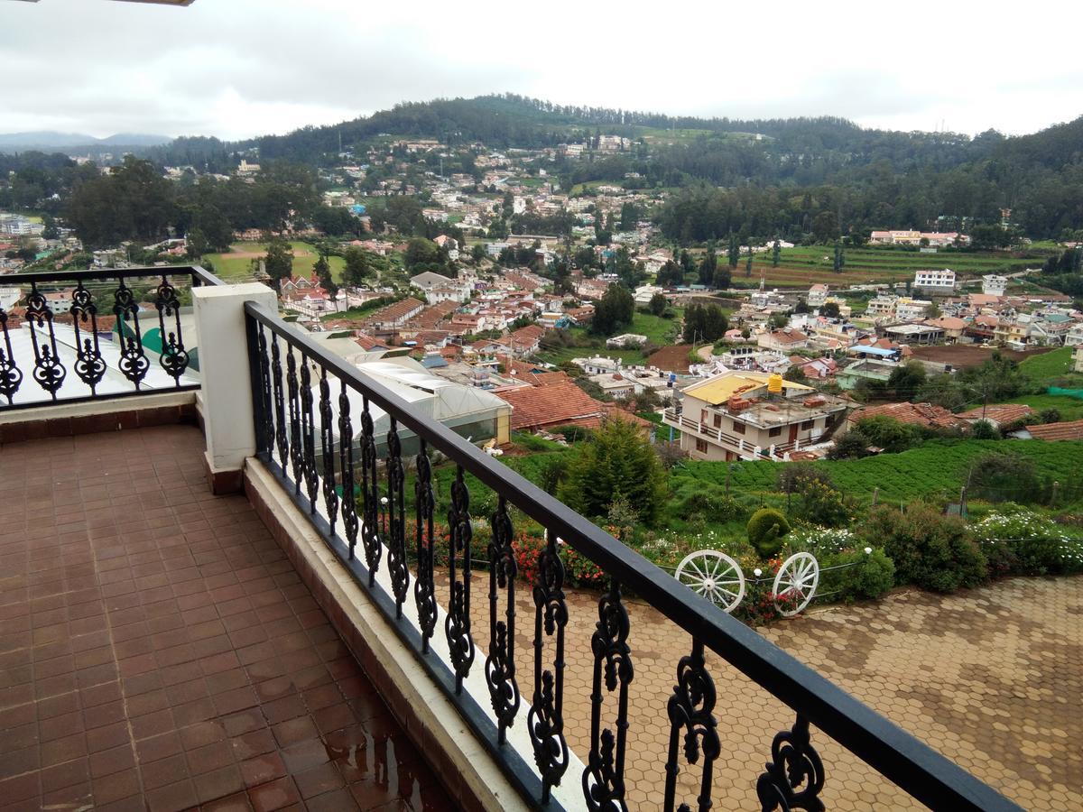 Berry Hills Resort Ooty Exterior foto