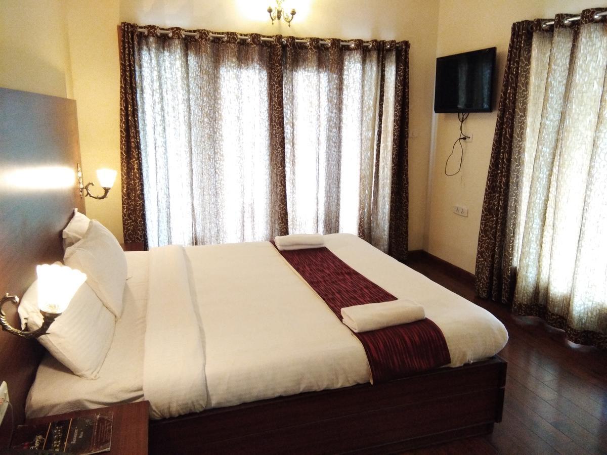 Berry Hills Resort Ooty Exterior foto